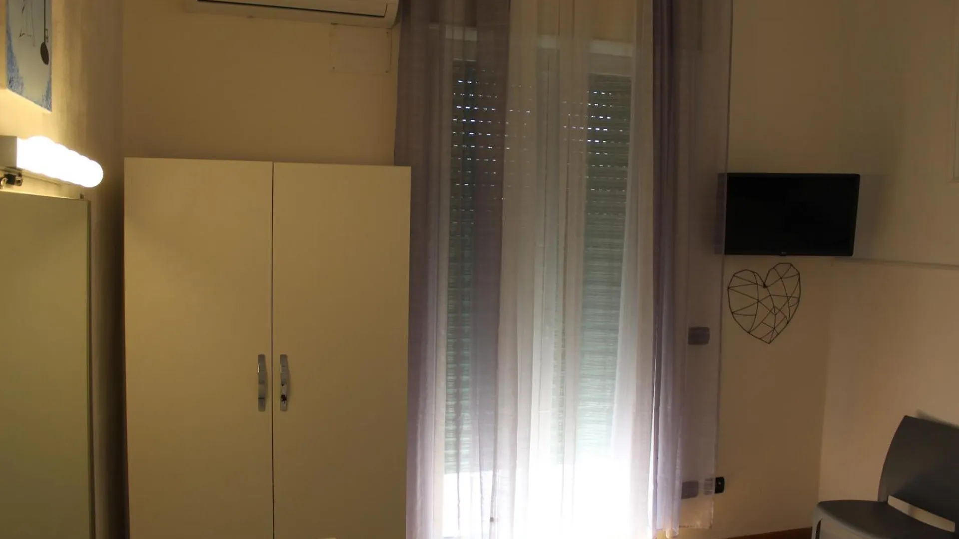 Apartment Punto Felice Stadio - Fuorigrotta Centro - Napoli Italy